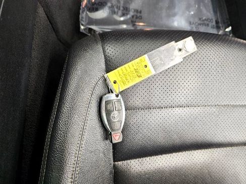 Used 2013 Mercedes-Benz C 250 Coupe image 19