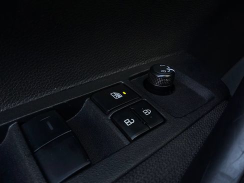 Used 2026 Toyota Corolla LE FWD image 22