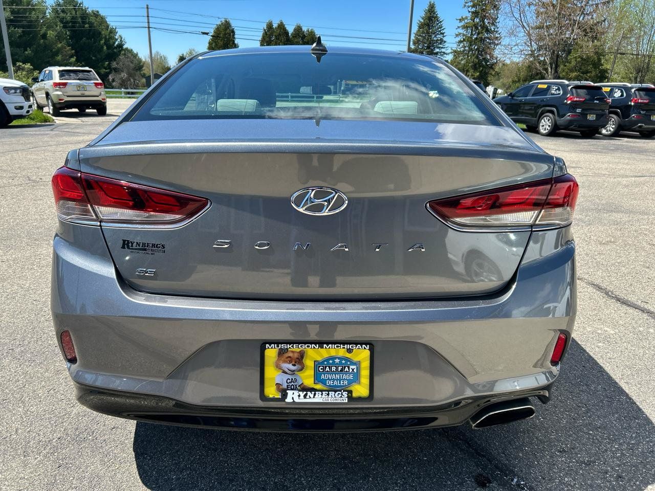 Used 2018 Hyundai Sonata SE FWD image 3