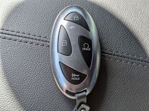Used 2025 Hyundai Santa Cruz SEL FWD image 28