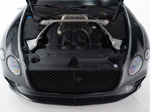 Used 2023 Bentley Continental GT Azure image 49