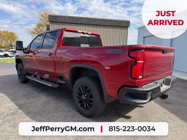 Used 2025 Chevrolet Silverado 2500 LTZ w/ LTZ Plus Package AWD/4WD image 9