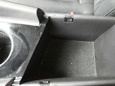 Used 2023 Hyundai Elantra Limited image 20