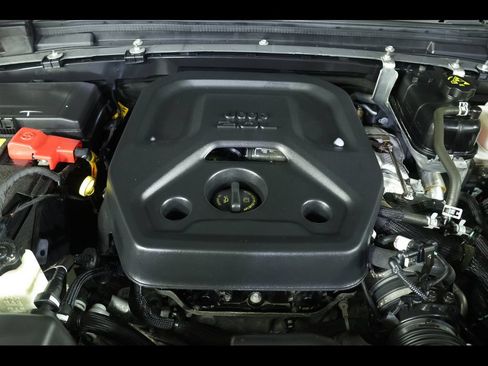 Used 2023 Jeep Wrangler Unlimited w/ Convenience Group AWD/4WD image 18