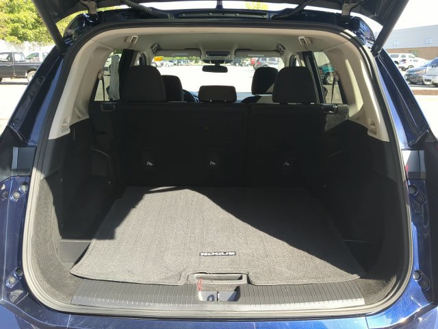 Used 2024 Nissan Rogue SV AWD/4WD image 12