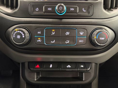 Used 2022 Chevrolet Colorado W/T w/ Custom Special Edition RWD image 18