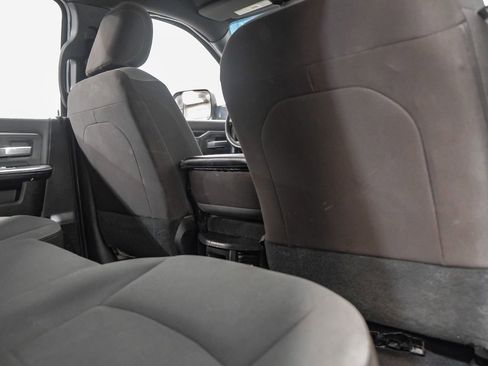 Used 2022 RAM 2500 Big Horn AWD/4WD image 35