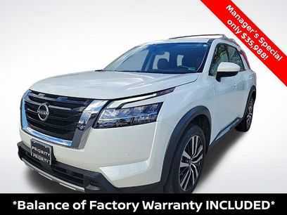 Used 2023 Nissan Pathfinder Platinum w/ Cargo Package