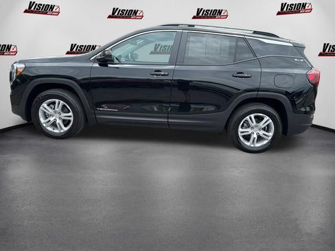 Used 2024 GMC Terrain SLE w/ Driver Convenience Package AWD/4WD image 8