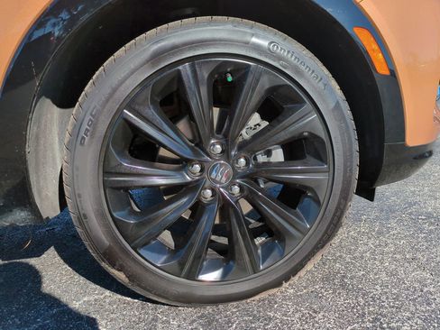 Used 2024 Buick Envista Sport Touring w/ Experience Buick Package image 11