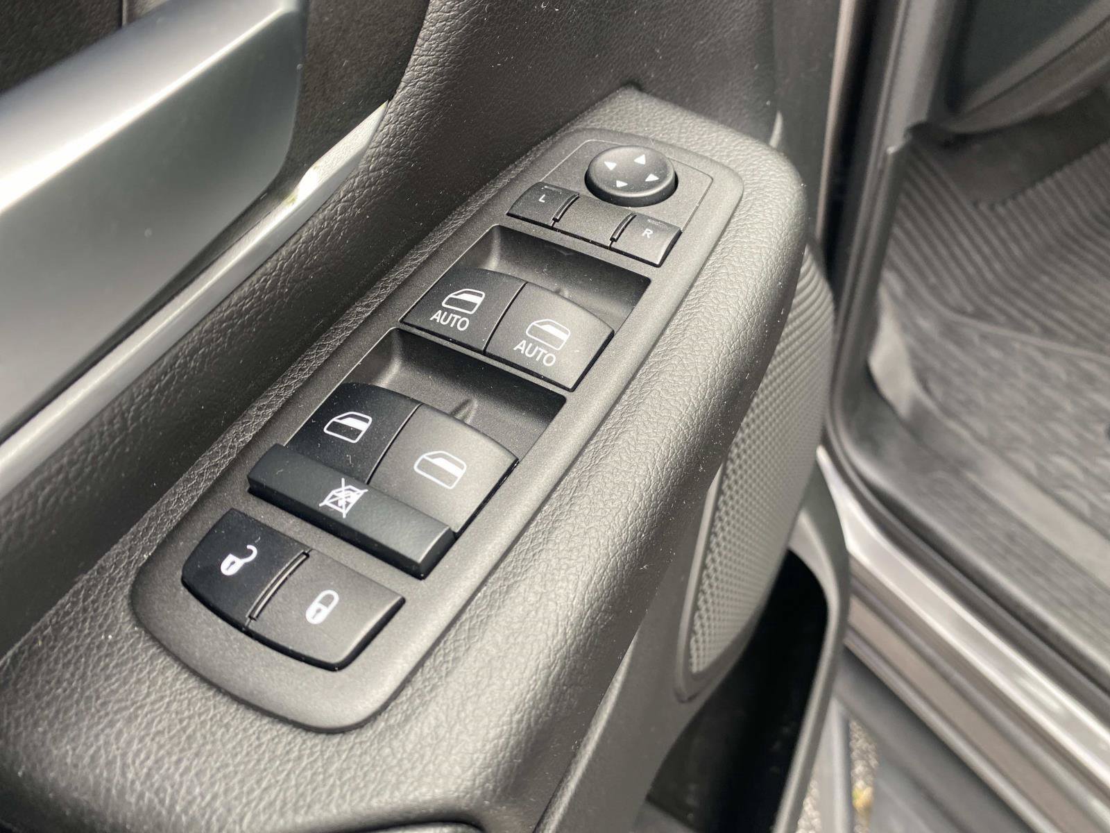 Used 2022 RAM 1500 Big Horn w/ Night Edition RWD image 22
