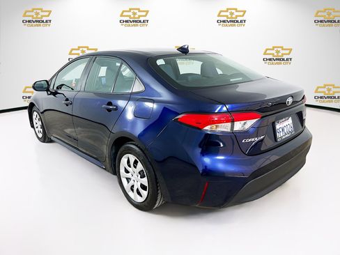 Used 2023 Toyota Corolla LE FWD image 5