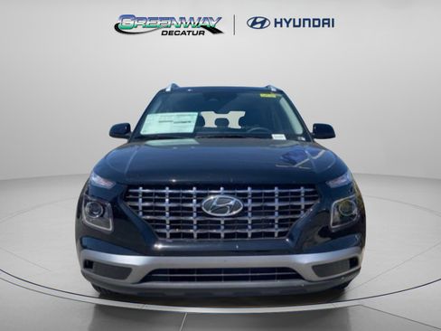 New 2026 Hyundai Venue SEL FWD image 3
