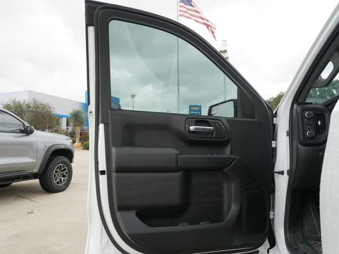 New 2025 Chevrolet Silverado 1500 Custom image 15