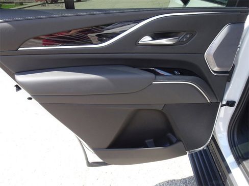 Certified 2024 Cadillac Escalade Sport w/ Touring Package image 16