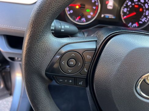 Used 2019 Toyota RAV4 XLE image 15