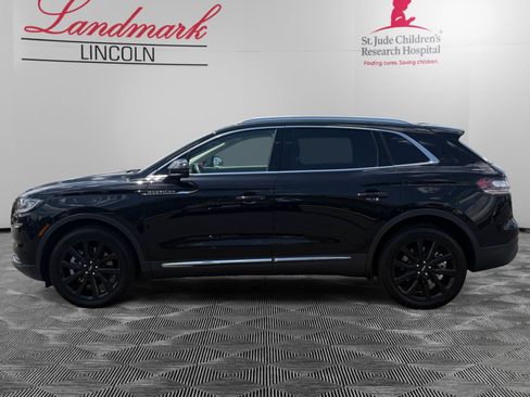Certified 2023 Lincoln Nautilus Reserve w/ Monochromatic Package AWD/4WD image 2