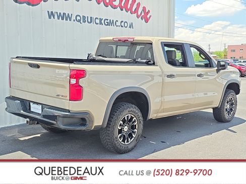 Used 2022 Chevrolet Silverado 1500 ZR2 w/ Technology Package AWD/4WD image 8
