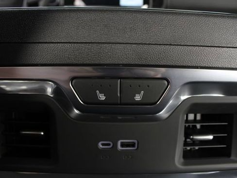 New 2026 GMC Sierra 1500 SLT image 20