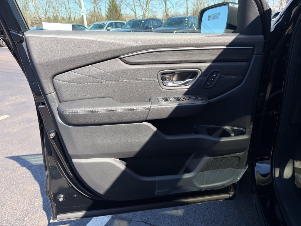 New 2026 Honda Pilot Touring image 19