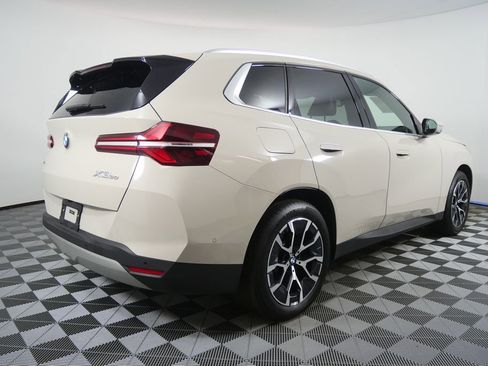 Certified 2025 BMW X3 xDrive30i w/ Premium Package image 3