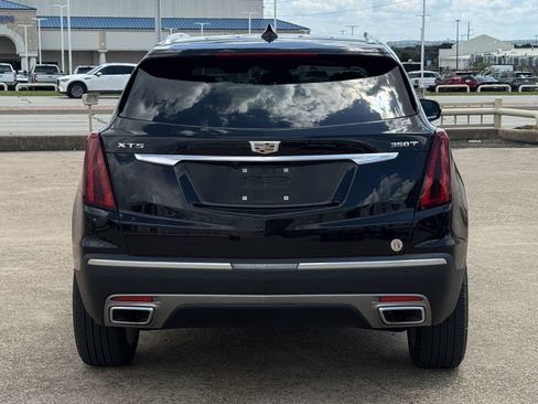 Used 2025 Cadillac XT5 Premium Luxury FWD image 5