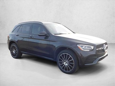 Used 2020 Mercedes-Benz GLC 300 image 3