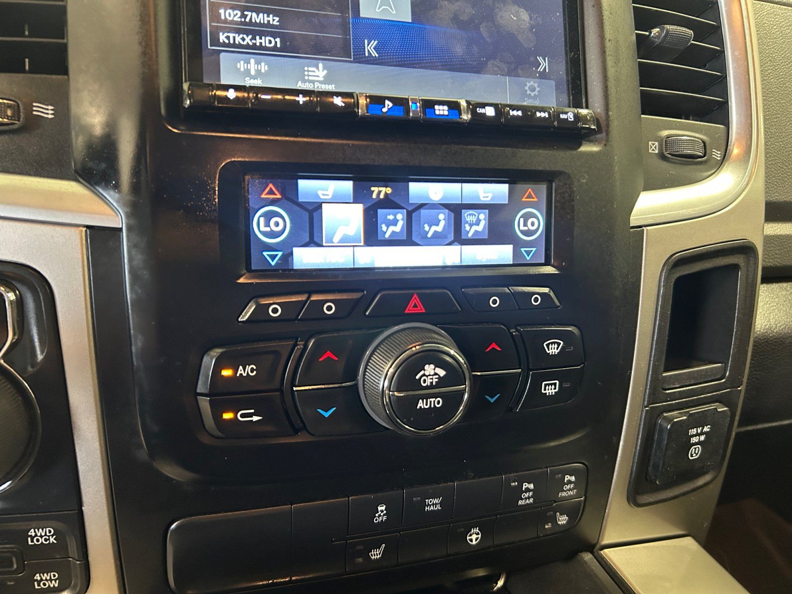 Used 2017 RAM 1500 Big Horn AWD/4WD image 18