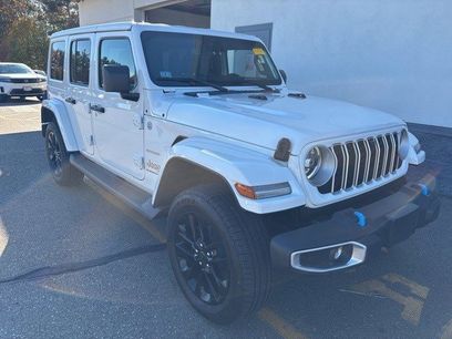 Used 2024 Jeep Wrangler Sahara w/ Technology Group