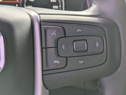 Used 2021 GMC Yukon SLT image 25