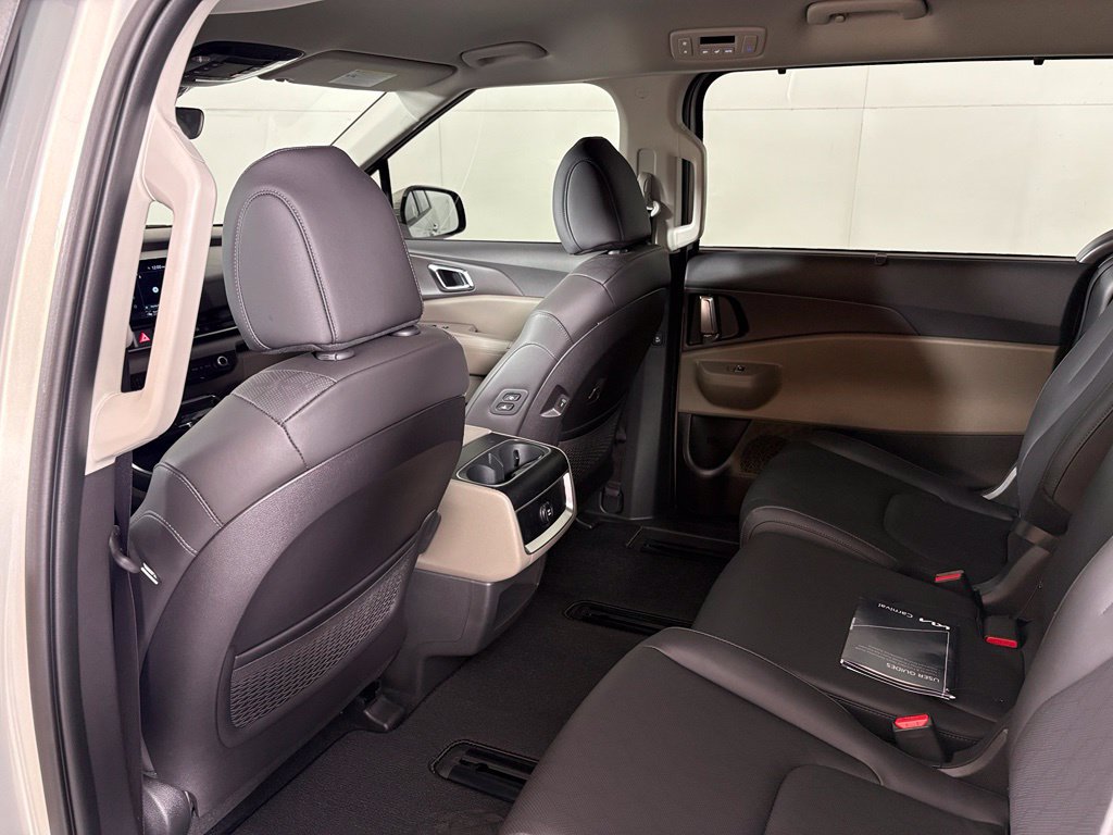 New 2026 Kia Carnival EX FWD image 39