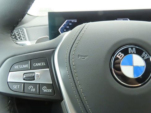 Used 2026 BMW X5 sDrive40i w/ Parking Assistance Package image 12