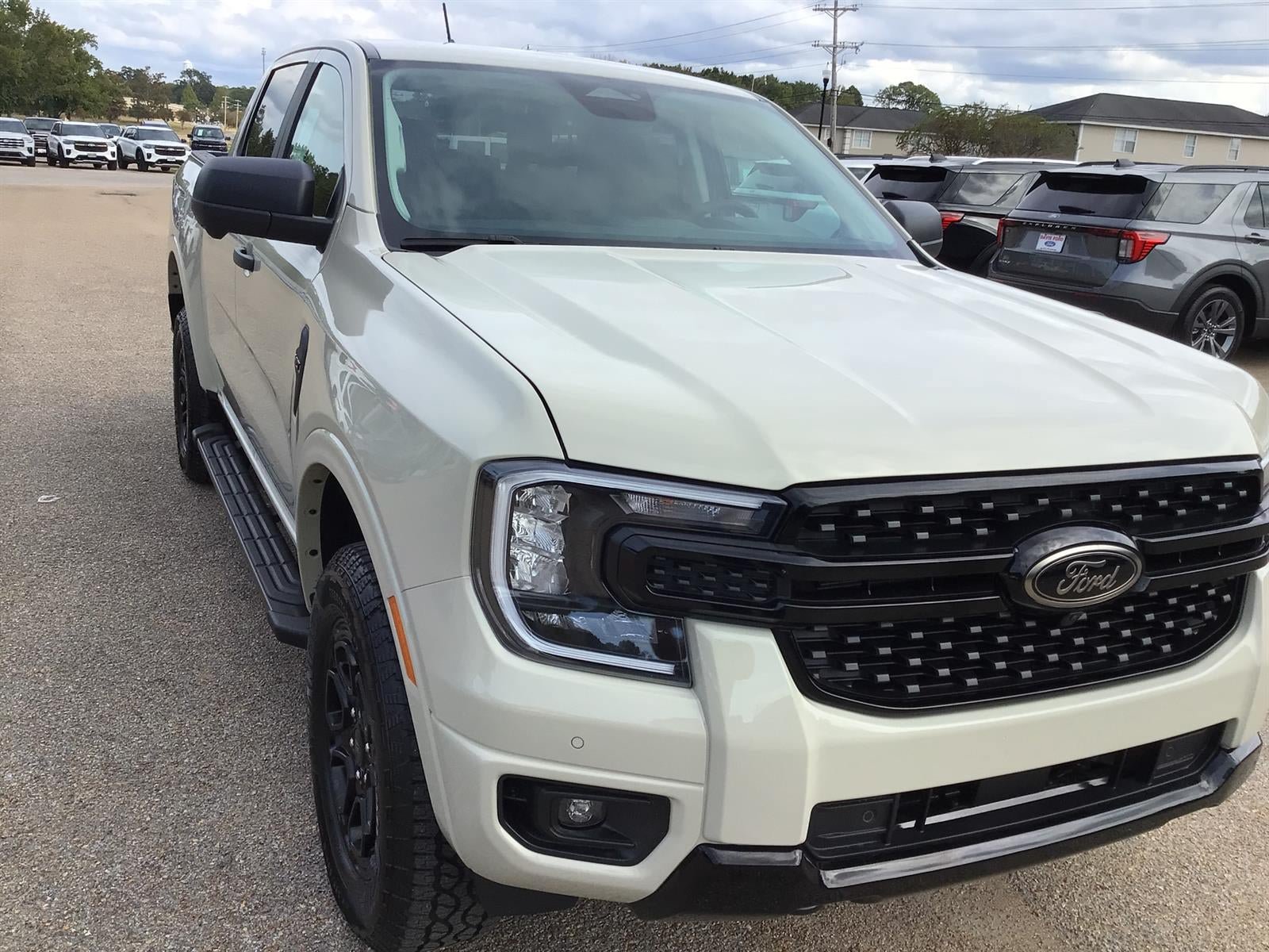 New 2026 Ford Ranger XLT w/ FX4 Off-Road Package AWD/4WD image 8
