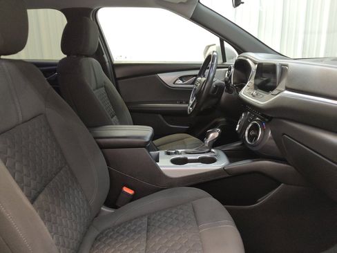 Used 2020 Chevrolet Blazer LT FWD image 21