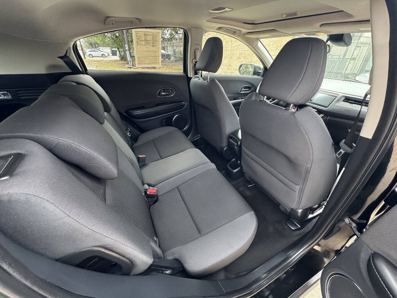Used 2021 Honda HR-V EX image 24