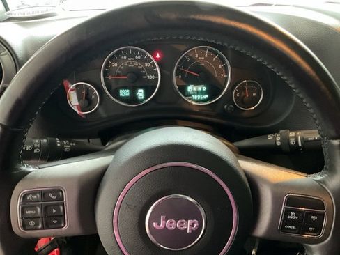 Used 2017 Jeep Wrangler Unlimited Sport image 6