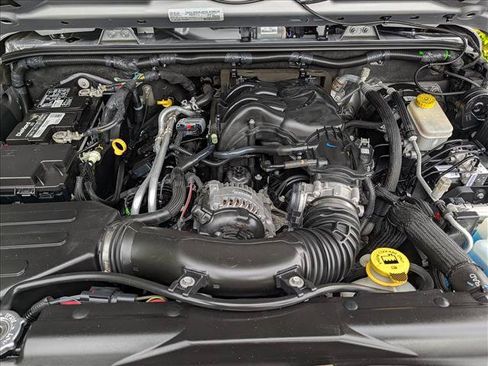 Used 2017 Jeep Wrangler Unlimited Sport AWD/4WD image 14