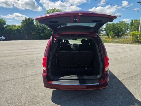 Used 2017 Dodge Grand Caravan GT FWD image 16