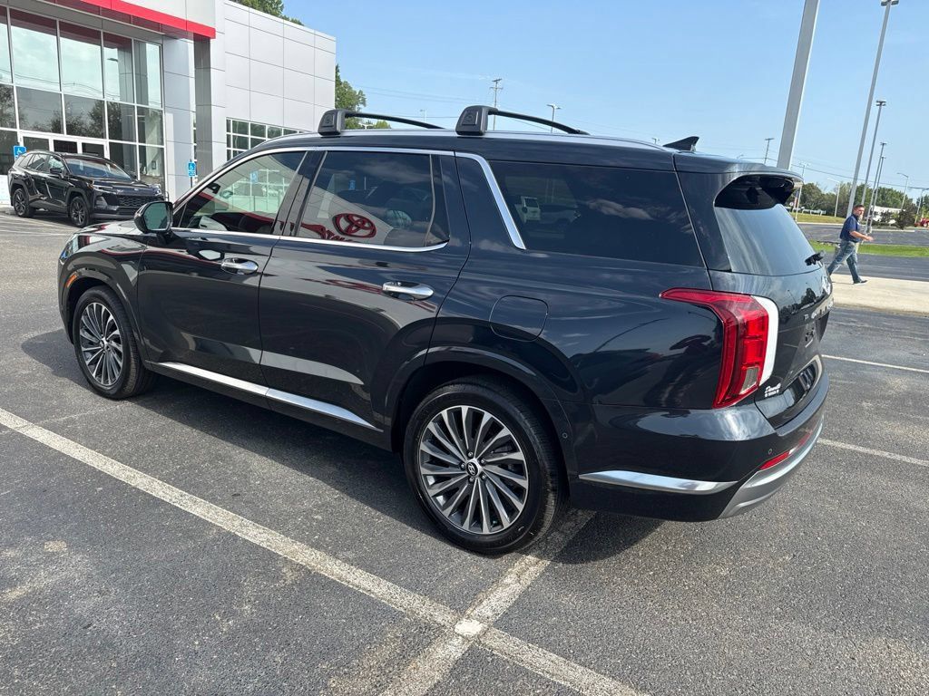 Used 2024 Hyundai Palisade Calligraphy AWD/4WD image 4