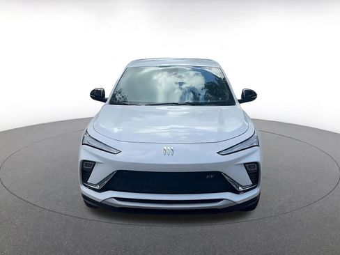 Used 2025 Buick Envista Sport Touring image 4