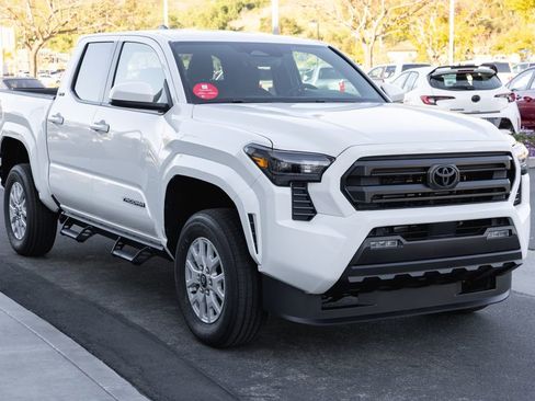 New 2026 Toyota Tacoma SR5 image 3