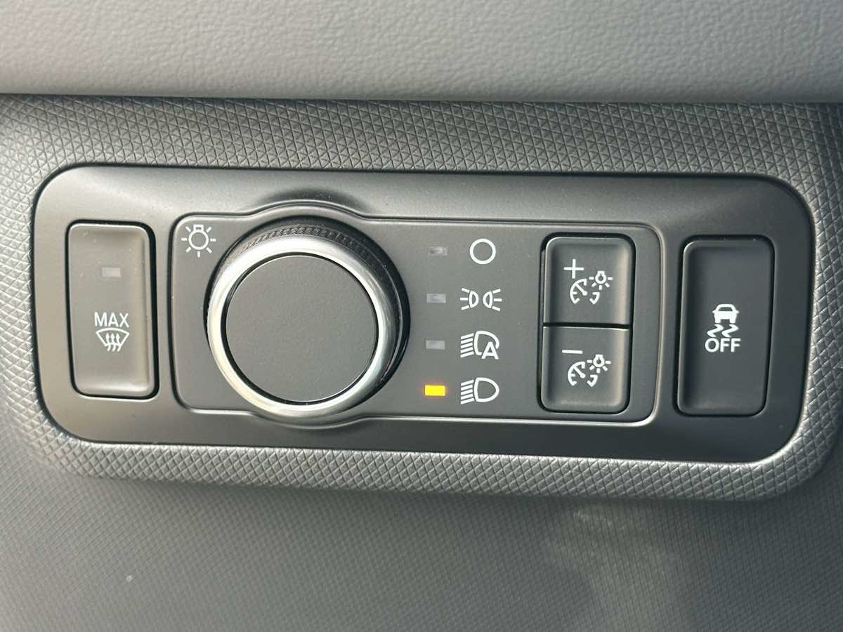 Used 2024 Ford Mustang Mach-E Select w/ Comfort Package Lite RWD image 13