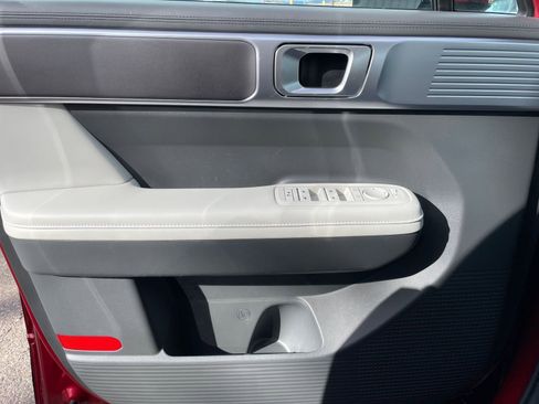 Used 2025 Hyundai Santa Fe SEL image 18