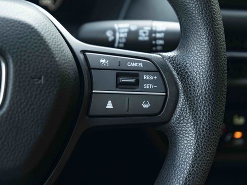 Used 2025 Honda HR-V LX image 21