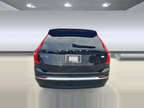 New 2024 Volvo XC90 T8 Plus w/ Protection Package Premier image 9