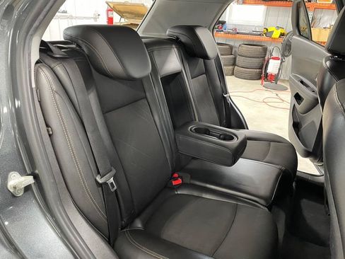 Used 2018 Chevrolet Trax LT w/ LT Convenience Package FWD image 20