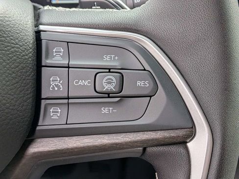 New 2026 Jeep Grand Cherokee Laredo image 27