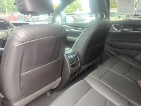 Used 2021 Cadillac XT5 Premium Luxury AWD/4WD image 19