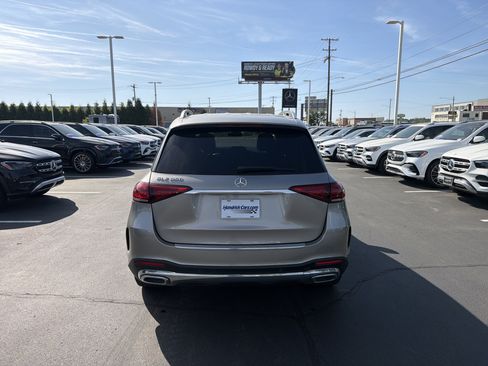 Used 2022 Mercedes-Benz GLE 350 w/ AMG Line Exterior image 9