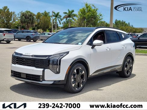 New 2026 Kia Sportage SX FWD image 3